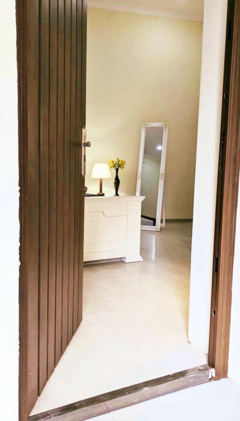 Old Town-Booking Apartment 第比利斯 外观 照片